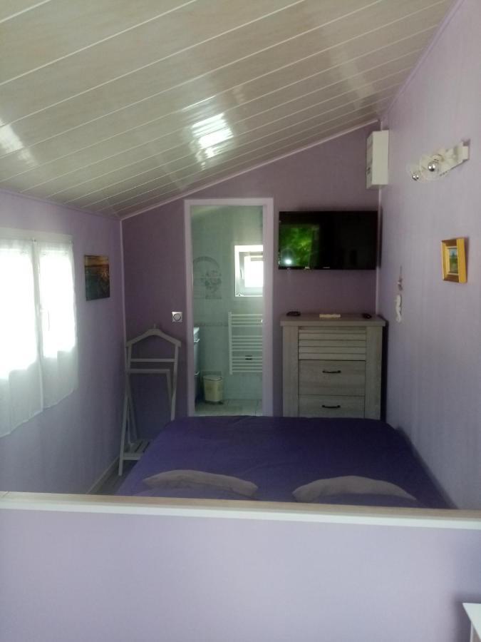 Bed and Breakfast Chez Gigi à Merville-Franceville-Plage Extérieur photo
